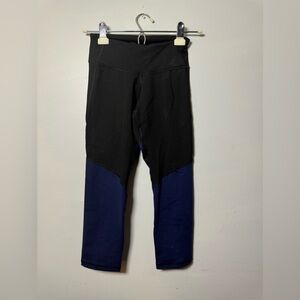 Stylish Black and Blue Leggings